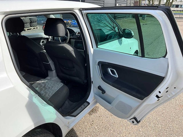 2007 skoda fabia 1.4 personenauto 69-xj-rg - afbeelding 20 van  37