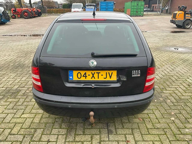 2007 skoda fabia 16v combi personenauto - afbeelding 10 van  13