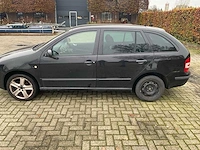 2007 skoda fabia 16v combi personenauto - afbeelding 12 van  13