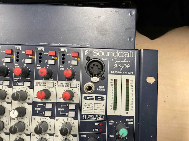 2007 soundcraft gb2r 16 analoge mengtafel - afbeelding 2 van  3