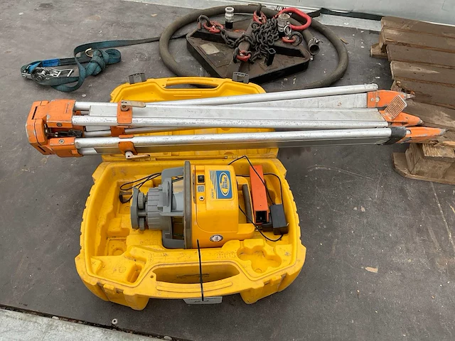 2007 spectra ll500 rotatie bouwlaser - afbeelding 2 van  3