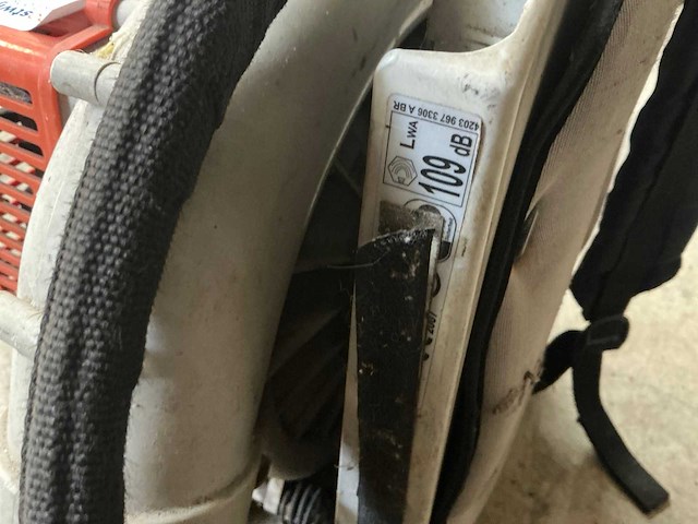 2007 stihl br380 ruggedragen bladblazer - afbeelding 5 van  5