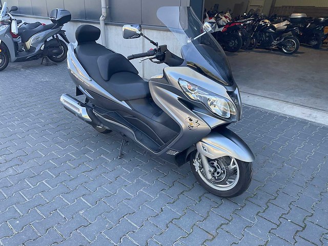 2007 suzuki - burgman 400 - motorcycle - afbeelding 12 van  13