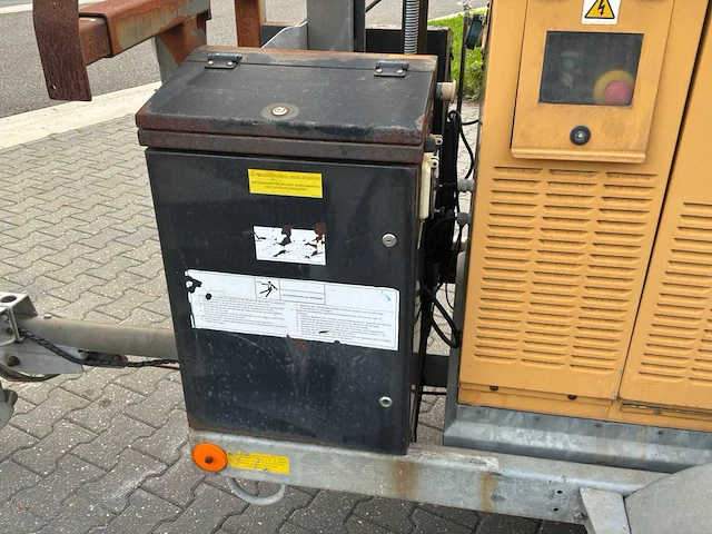 2007 tcp hylite mobiele lichtmast - afbeelding 3 van  21