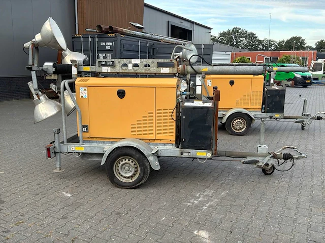2007 tcp hylite mobiele lichtmast - afbeelding 16 van  21