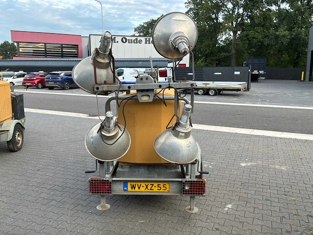 2007 tcp hylite mobiele lichtmast - afbeelding 18 van  21