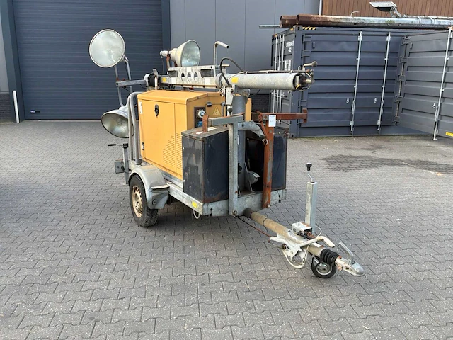 2007 tcp hylite mobiele lichtmast - afbeelding 13 van  19