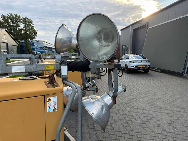 2007 tcp hylite mobiele lichtmast - afbeelding 19 van  19
