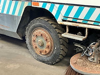 2007 tennant onbekend straatveegmachine - afbeelding 13 van  22