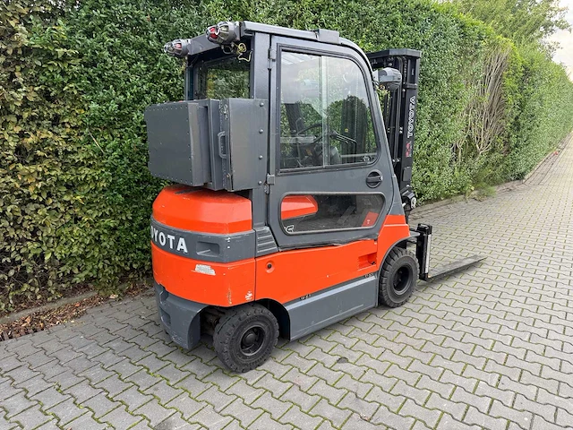 2007 toyota 7fbh25 vorkheftruck - afbeelding 11 van  17