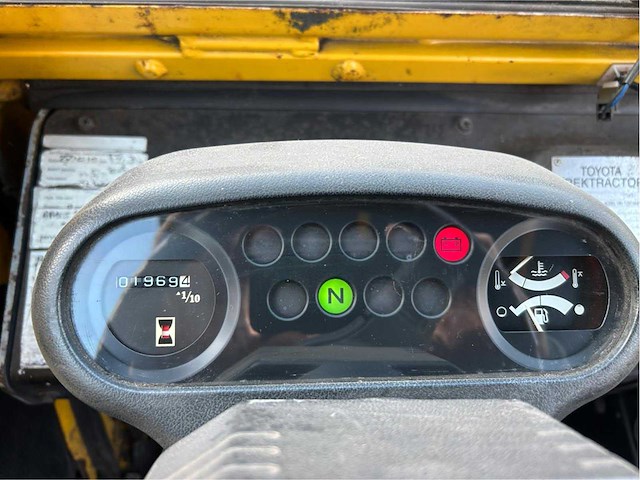 2007 toyota trektractor industriële trekker - afbeelding 2 van  3