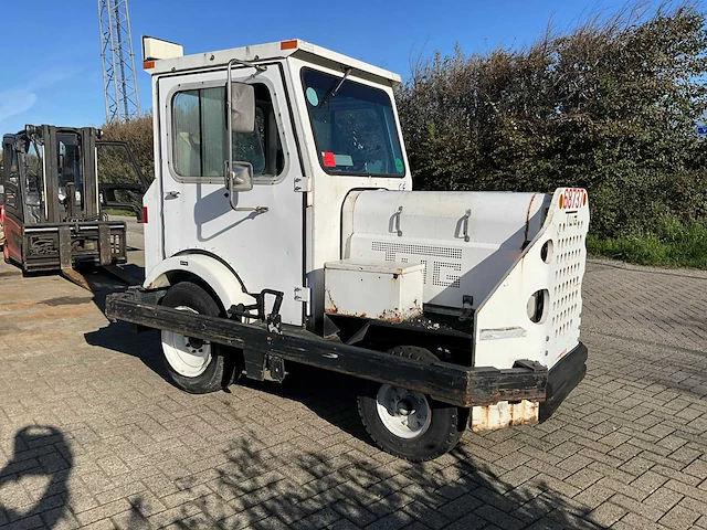 2007 tug ma-50 industriële baggage trekker - afbeelding 8 van  15