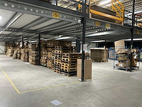 2007 twinfloor 2-etage entresolvloer 32x28mtr - afbeelding 8 van  12