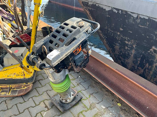 2007 ulbo ubz58 trilstamper - afbeelding 1 van  7