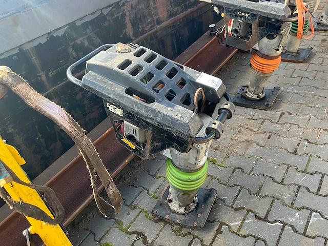 2007 ulbo ubz58 trilstamper - afbeelding 3 van  7