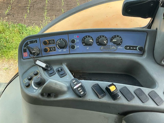2007 valtra s352 - afbeelding 32 van  32