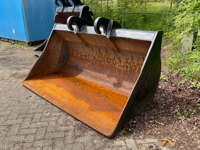 2007 verachtert graafbak cw45 - afbeelding 1 van  10
