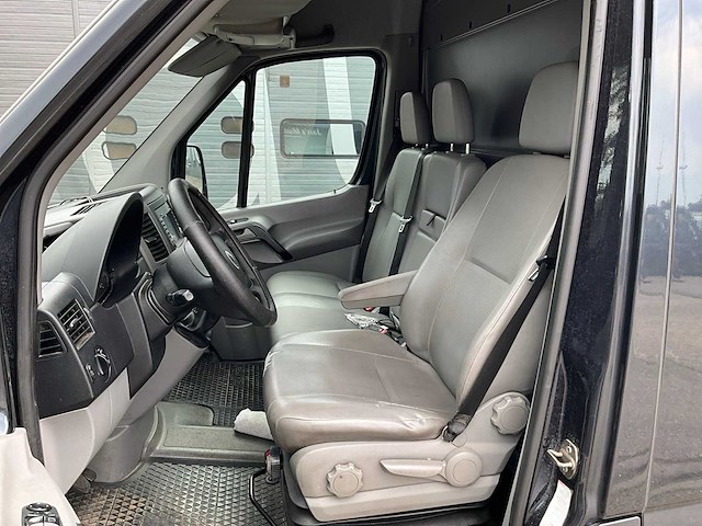 2007 volkswagen crafter bedrijfswagen - afbeelding 10 van  36