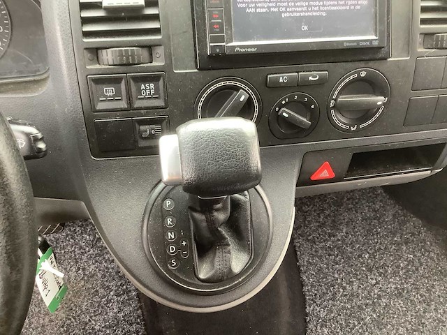 2007 volkswagen transporter 2.5 tdi 300 comf.dc bedrijfswagen - afbeelding 2 van  3