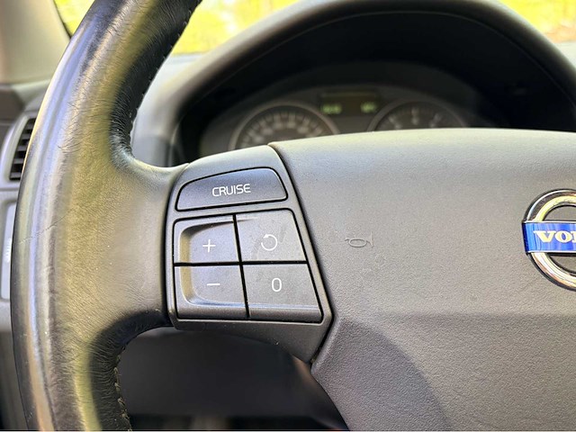 2007 volvo c70 cabrio automaat 2.4i kinetic personenauto - afbeelding 8 van  17