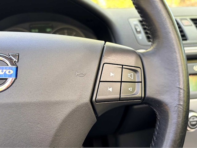 2007 volvo c70 cabrio automaat 2.4i kinetic personenauto - afbeelding 9 van  17