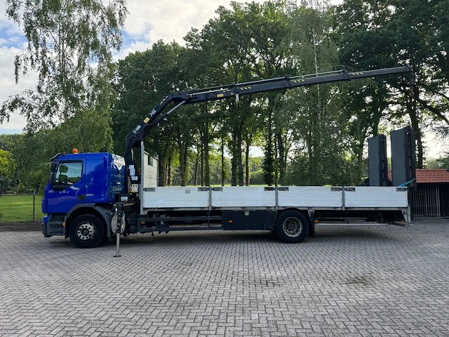 2007 volvo fe240 machinetransporter + hiab 111b-3 duo kraan vrachtwagen - afbeelding 12 van  19