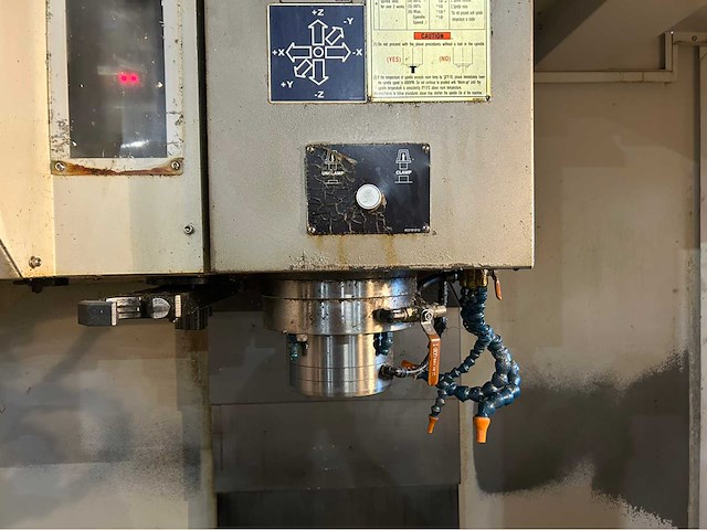 2007 ycm nsv 102a cnc universeel machinecentrum - afbeelding 18 van  19