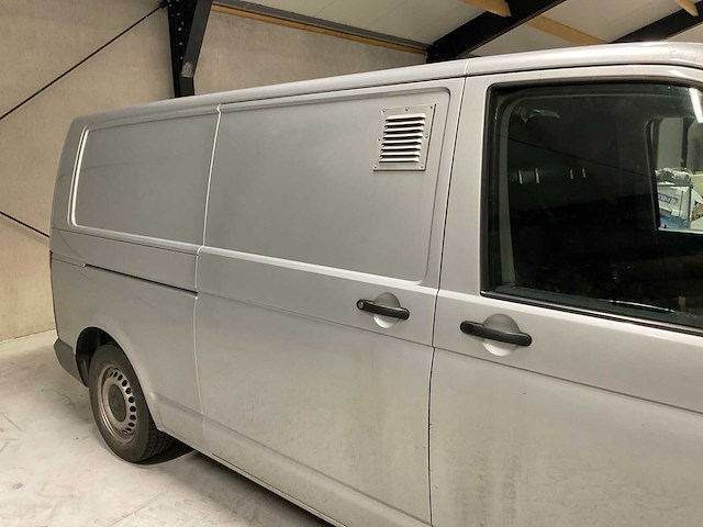 2007 youngtimer volkswagen transporter t5 bedrijfswagen (lpg) - afbeelding 2 van  28