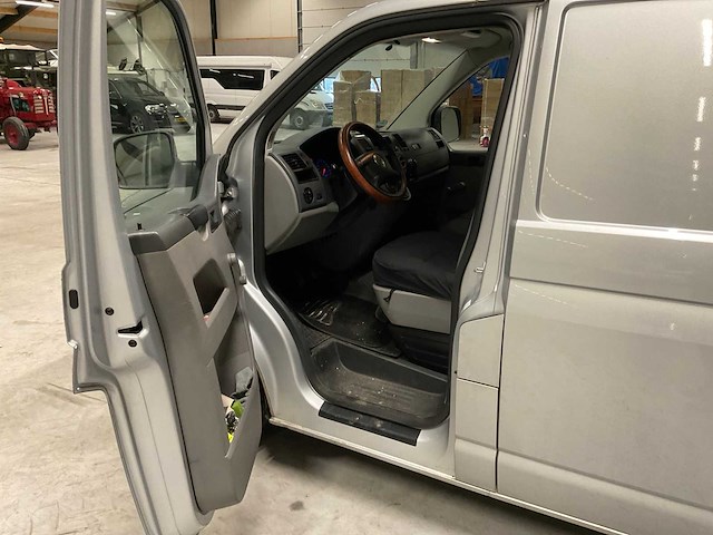 2007 youngtimer volkswagen transporter t5 bedrijfswagen (lpg) - afbeelding 10 van  28