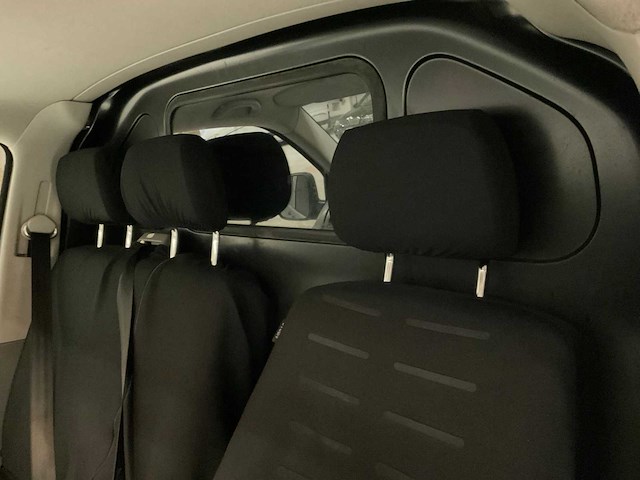 2007 youngtimer volkswagen transporter t5 bedrijfswagen (lpg) - afbeelding 13 van  28