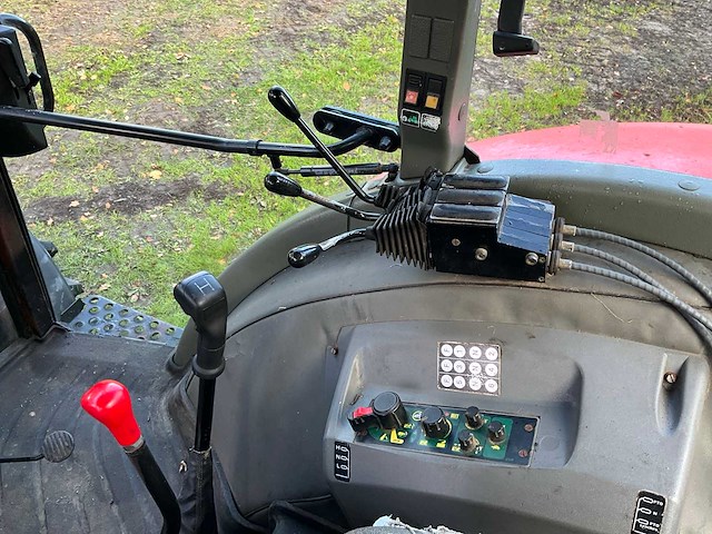 2007 zetor forterra 10641 vierwielaangedreven landbouwtractor - afbeelding 32 van  40