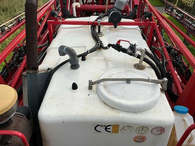 2008 - agrifac - za 3400 39m 4x4 - zelfrijdende veldspuit - afbeelding 3 van  7