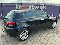 2008 - alfa romeo - 147 - 1.6 ts progression - personenauto - afbeelding 7 van  12