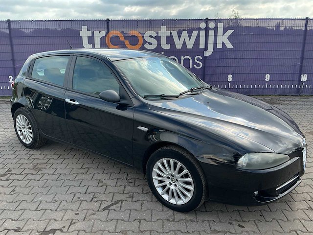 2008 - alfa romeo - 147 - 1.6 ts progression - personenauto - afbeelding 8 van  12
