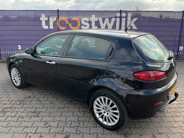 2008 - alfa romeo - 147 - 1.6 ts progression - personenauto - afbeelding 9 van  12