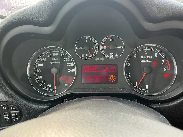 2008 - alfa romeo - 147 - 1.6 ts progression - personenauto - afbeelding 3 van  12