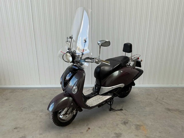 2008 - benzhou yiying snorscooter sixties / retro scooter - afbeelding 1 van  10