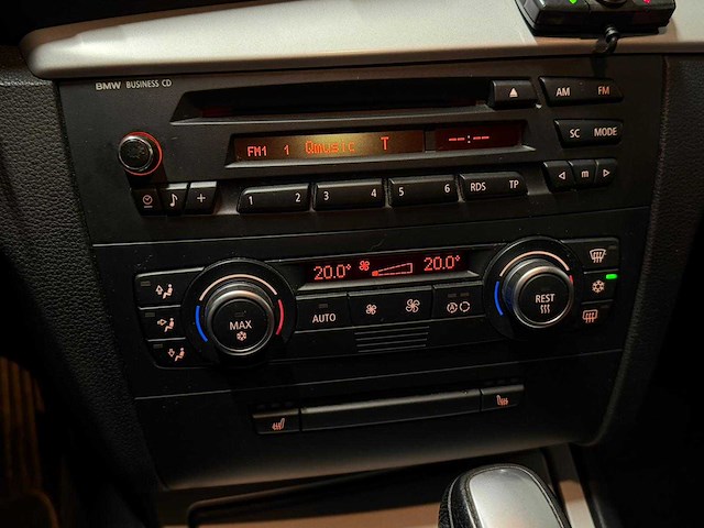2008 - bmw - 1-serie - 120i high executive - 22-zn-dv iaw - afbeelding 9 van  21