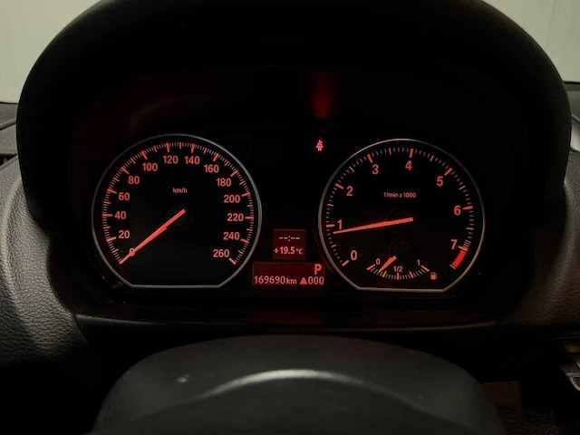 2008 - bmw - 1-serie - 120i high executive - 22-zn-dv iaw - afbeelding 22 van  22