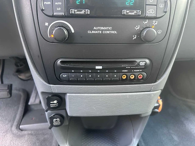 2008 - chrysler - grand voyager - 3.3i v6 se - 12-zg-zx - afbeelding 5 van  19