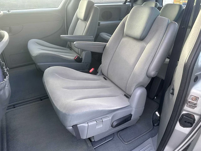 2008 - chrysler - grand voyager - 3.3i v6 se - 12-zg-zx - afbeelding 7 van  19