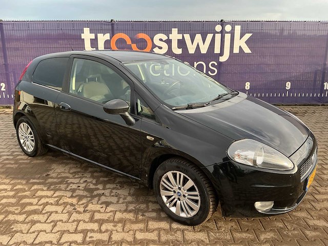 2008 - fiat - grande punto - 1.4 dynamic - personenauto - afbeelding 2 van  12