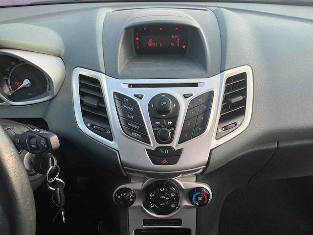 2008 - ford - fiesta - 1.25 titanium - personenauto - afbeelding 7 van  12