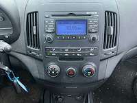 2008 - hyundai - i30 cw - 1.6i dynamic - personenauto - afbeelding 8 van  12