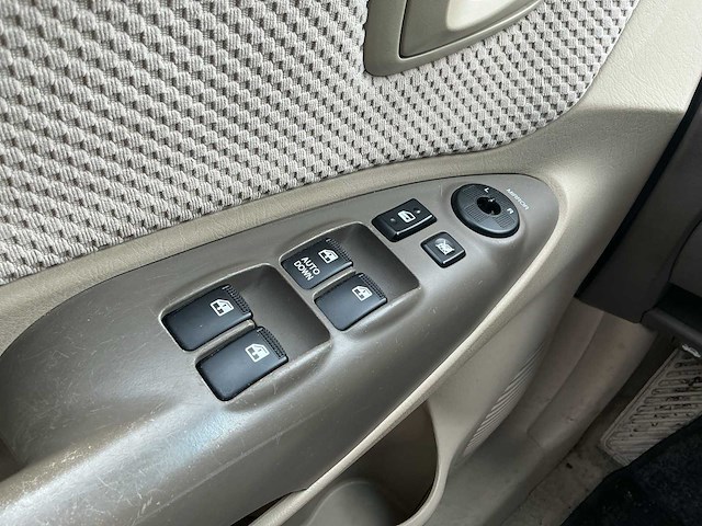 2008 - hyundai - tucson - 2.0i dynamic - personenauto - afbeelding 2 van  11