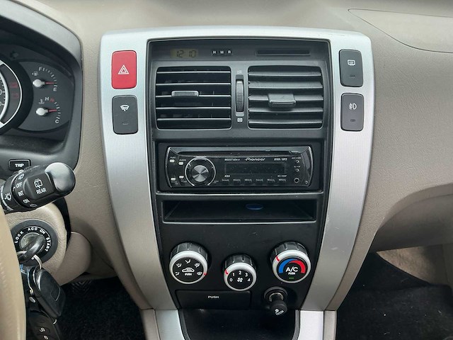2008 - hyundai - tucson - 2.0i dynamic - personenauto - afbeelding 10 van  11