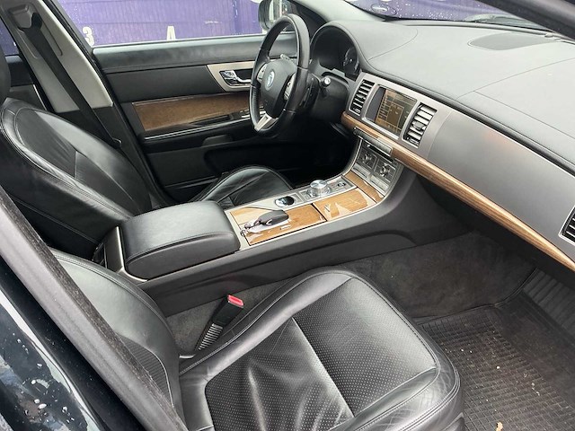2008 - jaguar - xf - 2.7d v6 premium lux. - personenauto - afbeelding 5 van  18