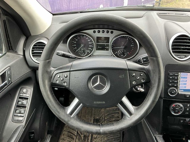 2008 - mercedes-benz - m-klasse - 320 cdi - bedrijfswagen - afbeelding 13 van  15