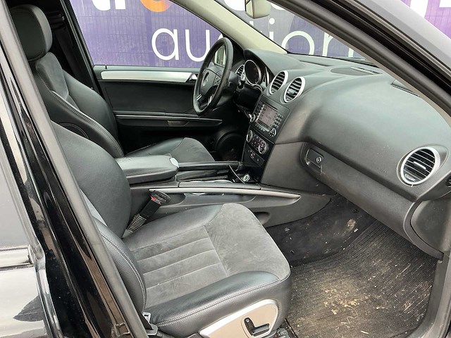 2008 - mercedes-benz - m-klasse - 320 cdi - bedrijfswagen - afbeelding 14 van  15