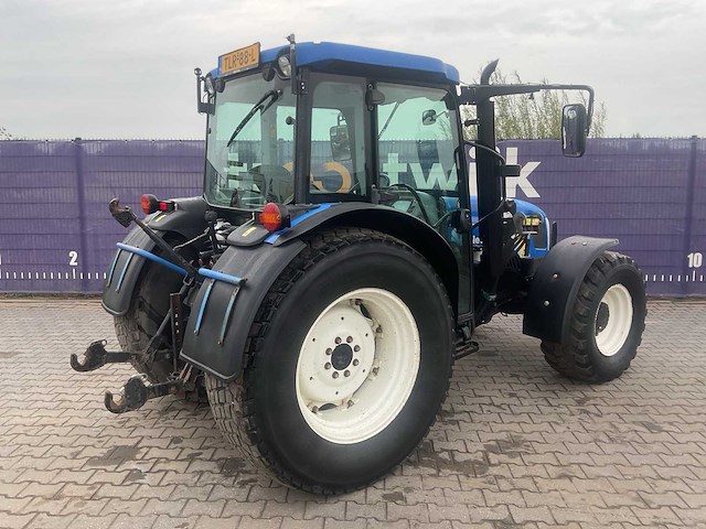 2008 - new holland - t4050 - vierwielaangedreven landbouwtractor - afbeelding 21 van  26